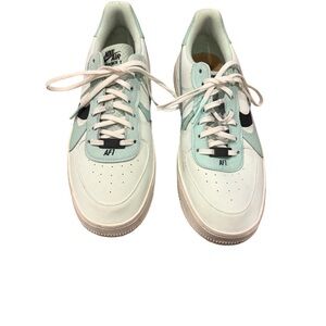 Nike men’s Low-Top Sneakers - Mint Green/White